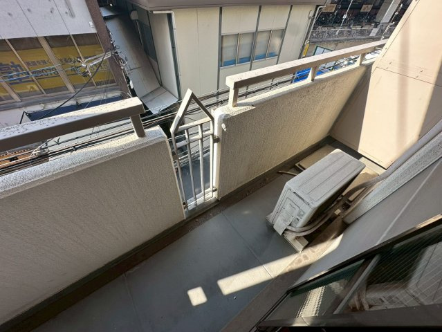 サンコート住吉駅前のバルコニー