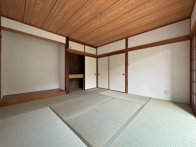 上麻生４丁目貸家の和室