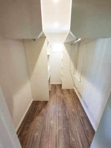 南ひばりガ丘2丁目戸建ての収納|ウォークインクローゼット