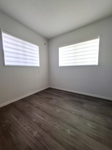 南ひばりガ丘2丁目戸建ての洋室