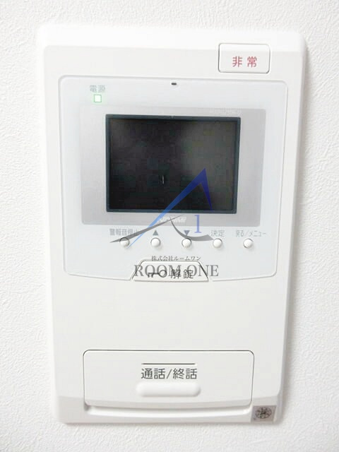 ルーブル蒲田南六番館のセキュリティ|モニター付きインターホンです。