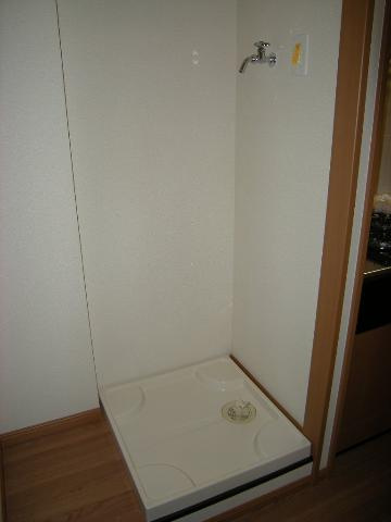 レジェンドール　西の京のその他|室内洗濯機置場