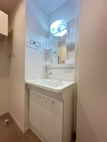 AMA WESTの洗面所