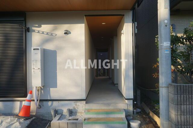 稲城市矢野口のアパートのエントランス|★お部屋探しはオールマイト不動産までご相談下さい♪