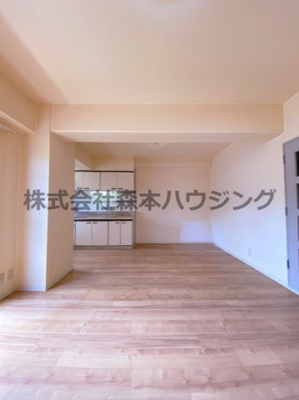 【居間・リビング】 | 　サニーコート | 使いやすいリビングです