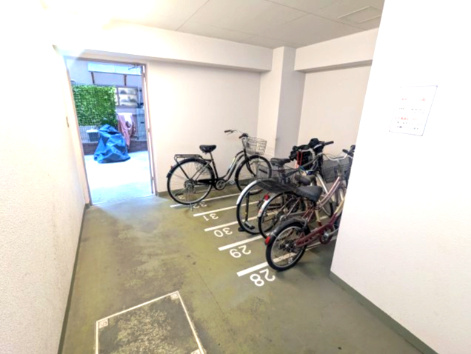 本所吾妻橋アムフラットの駐輪場