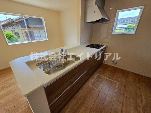 美濃加茂市太田町倉知　新築戸建　全2棟のキッチン|1階