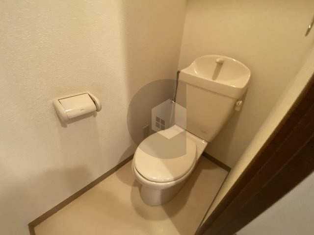 フジパレスフォンターナ1番館のトイレ