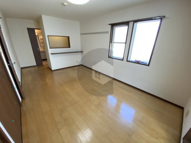 フジパレスフォンターナ1番館の居間・リビング
