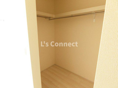 【収納】 | 茂庭新築戸建 | ウォークインクローゼットでお荷物もすっきり収納。