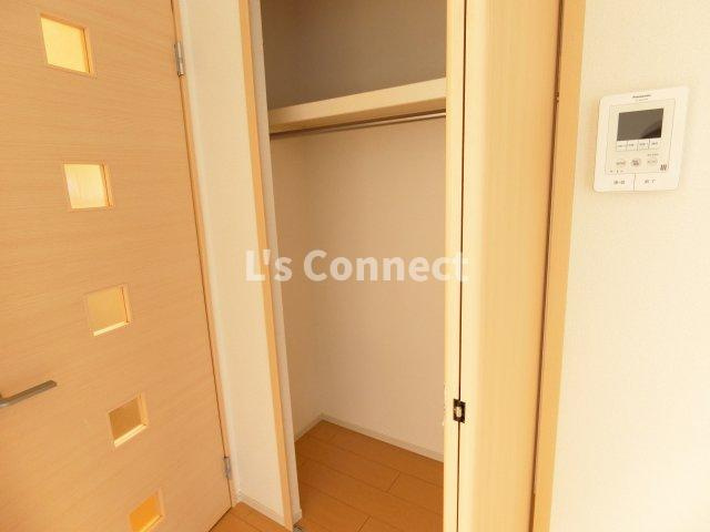 【設備】 | アルバーダ | ＬＤＫにもクローゼット付き。