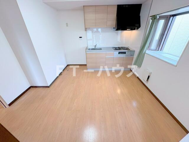 新潮通り一番館の居間・リビング