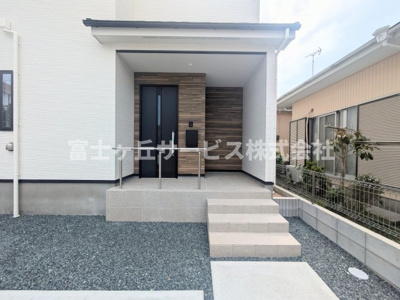 【エントランス】 | 浜松市中央区葵西6丁目 2期 新築一戸建て | エントランスです