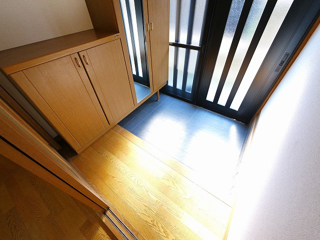 小西貸家の玄関|シンプルで使いやすい玄関です