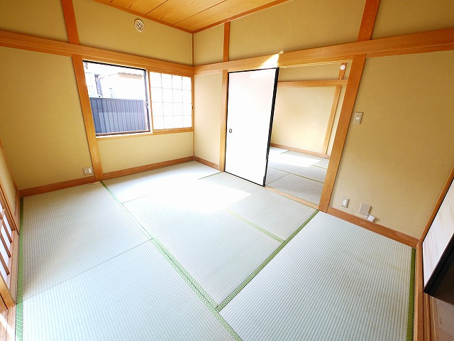 小西貸家の和室|い草の香りが落ち着く素敵な和室です