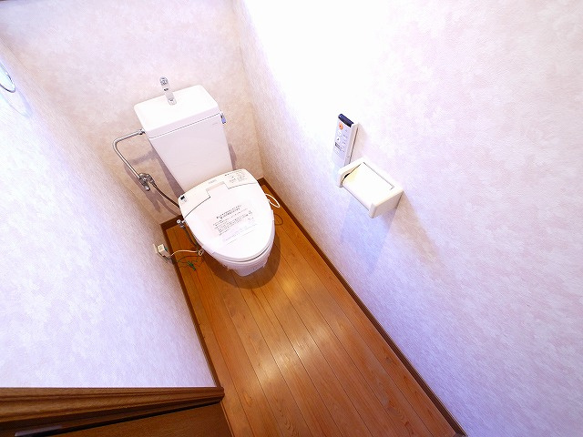 小西貸家のトイレ|トイレもきれいです