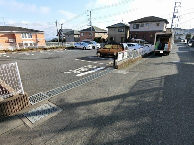 【駐車場】 | メルヴェイユ・サンレミ