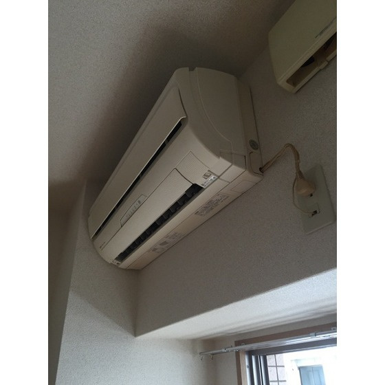 メゾンドロゼのその他|エアコン