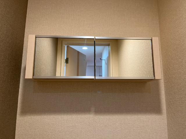 Ｃｌｏｃｈｅｔｔｅ・Ａ　～クロシェット・Ａ～の収納|トイレ収納