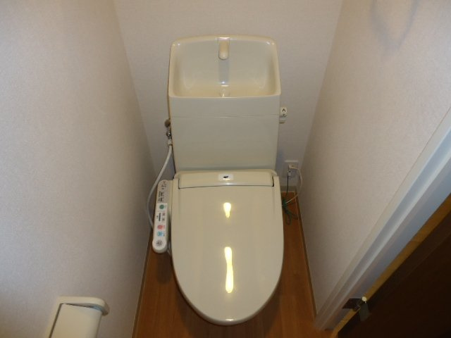ＣＯＭＦＯＲＴ額原のトイレ|シャワー付トイレ
