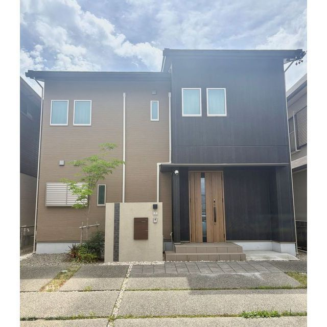 長良若葉町戸建の外観
