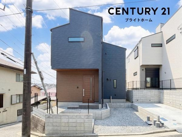 横浜市南区清水ケ丘の新築一戸建の外観：施工例|同じ施工会社が建築した施工例です。