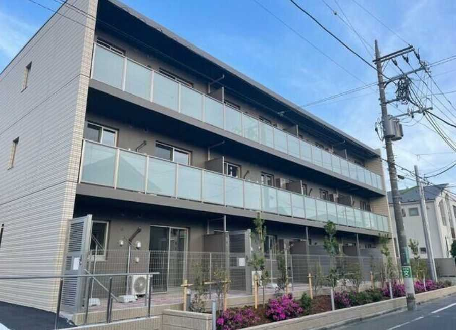 リア世田谷　ネット無料　築浅　バイク置き場