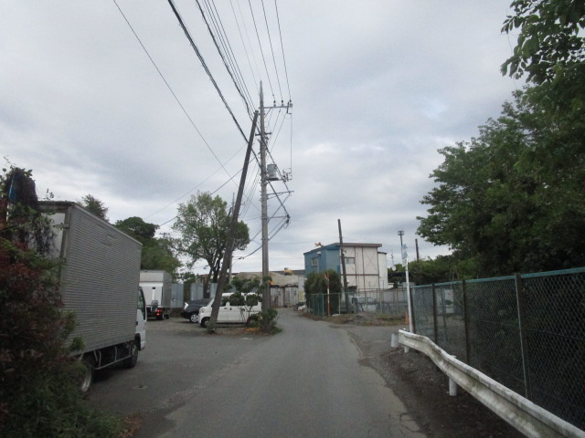 横浜市旭区善部町の倉庫の周辺