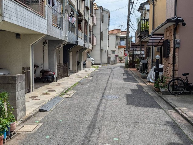 米崎中古戸建の周辺|前面道路