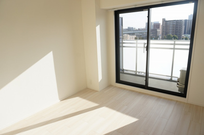 【居間・リビング】 | S-RESIDENCE大阪九条North