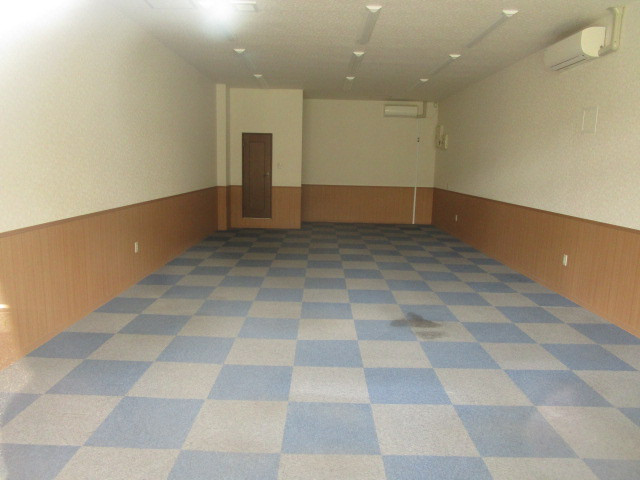 横浜市都筑区牛久保西２丁目の店舗事務所の内装