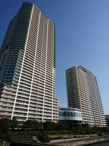 アーバンドックパークシティ豊洲タワーB棟の外観