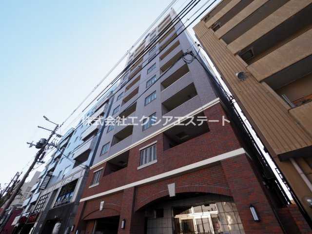 クラウンハイム西田辺の外観