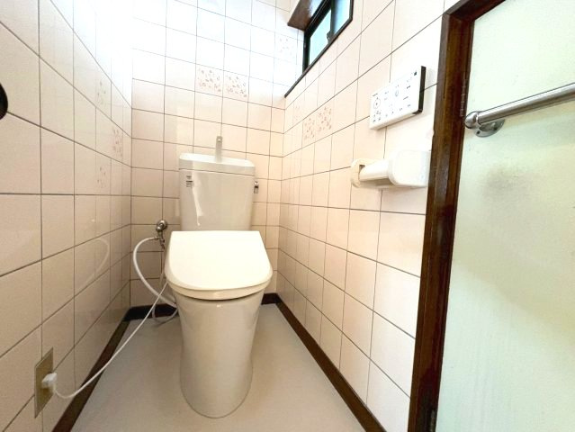 昭和町戸建てのトイレ