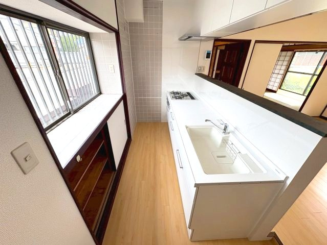 昭和町戸建てのキッチン
