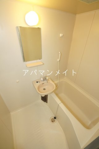 【浴室】 | ヒヨシハイツ | お風呂で日々の疲れを落としましょう