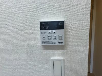 【設備】 | ウッド・カービング | 室内設備