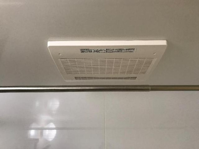 【設備】 | ウッド・カービング | 室内設備