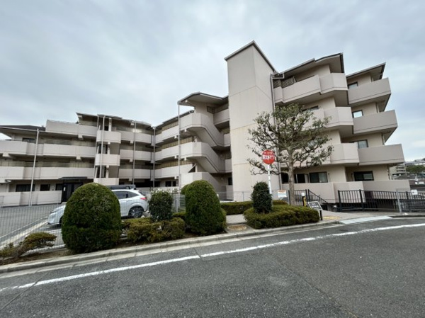 カルムあやめ池の画像