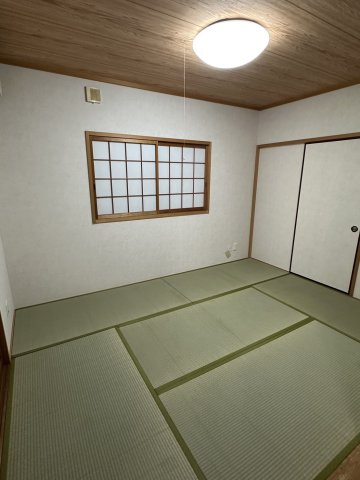 宇佐崎北貸戸建の和室