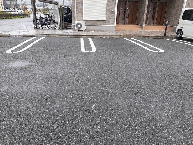 アンジュ　エールⅠの駐車場