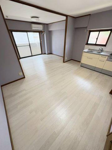 ヴォーン夙川の居間・リビング
