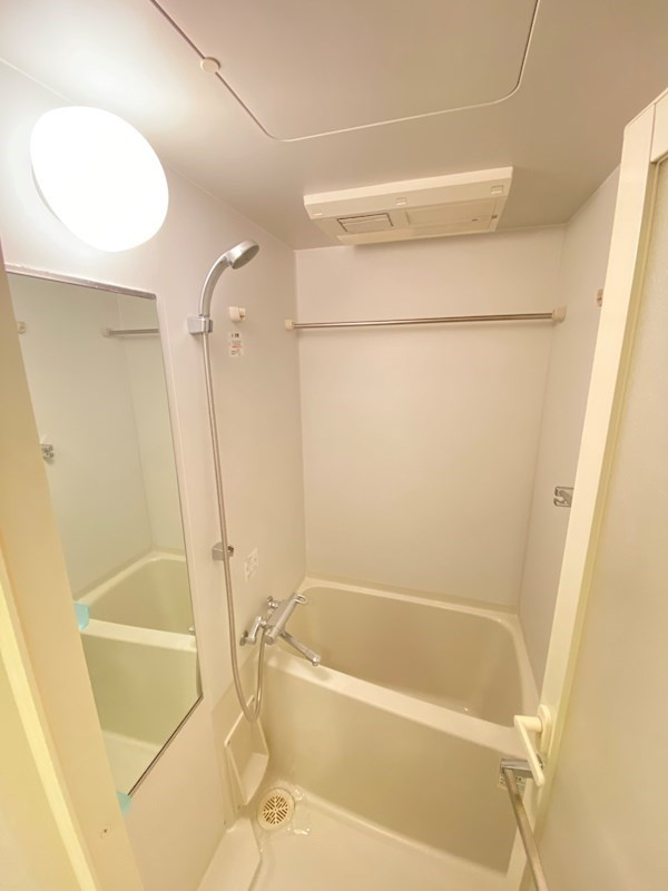 プラウドフラット三軒茶屋の浴室