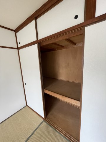 高倉台1団地２号棟の収納