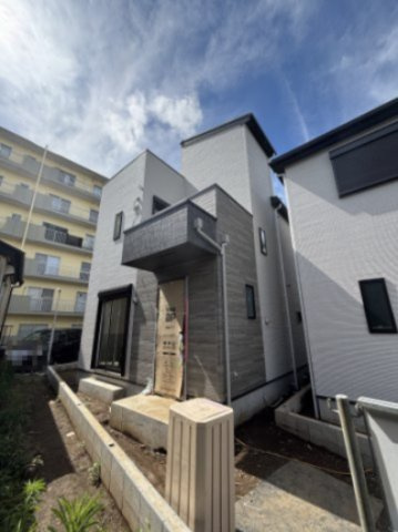 厚木市妻田南１丁目　新築一戸建