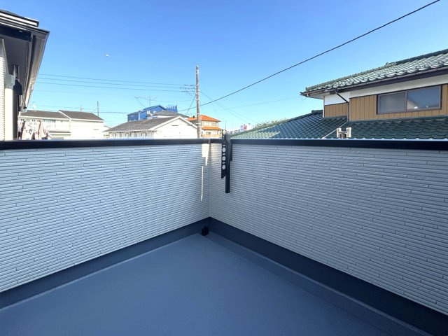 厚木市妻田南１丁目　新築一戸建のバルコニー|2階バルコニー