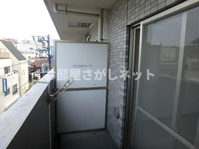 アヴィニティー東中野【おとり物件なし】#学生・社会人にオススメ！初期費用分割払いOK！のバルコニー