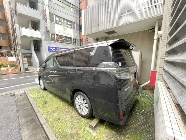 レルシール大島の駐車場