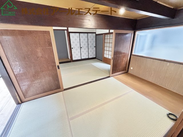 姫路市白浜町　　山陽電鉄「白浜の宮駅」徒歩9分の和室