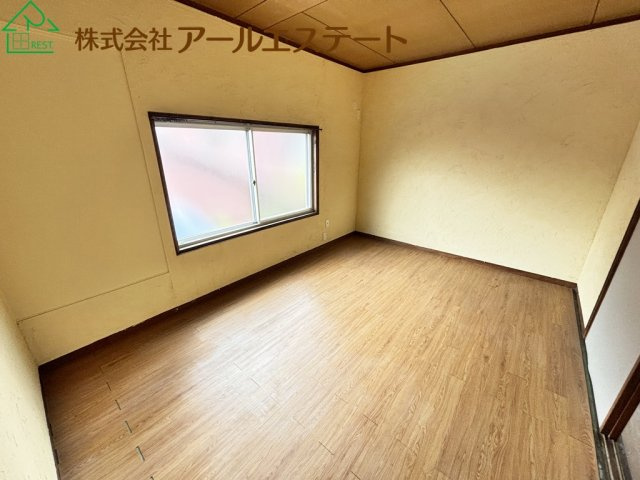 姫路市白浜町　　山陽電鉄「白浜の宮駅」徒歩9分の洋室